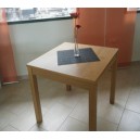 Jídelní stůl - dub 800 x 800 mm