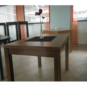 Jídelní stůl - ořech 1200 x 800 mm